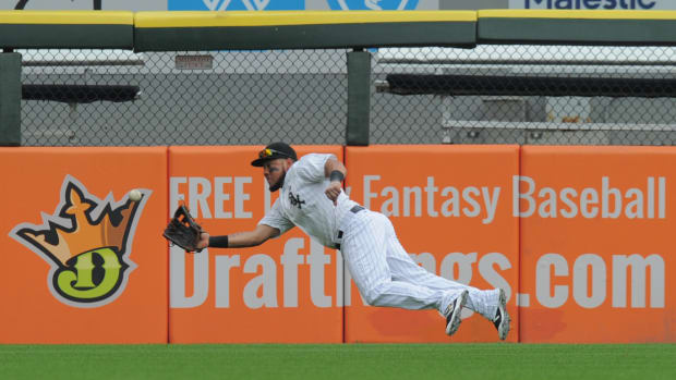 mlb-draftkings-fanduel-daily-fantasy-sports.jpg